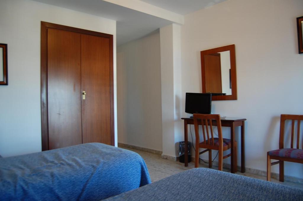 Hotel Marina Victoria Algeciras Pokoj fotografie